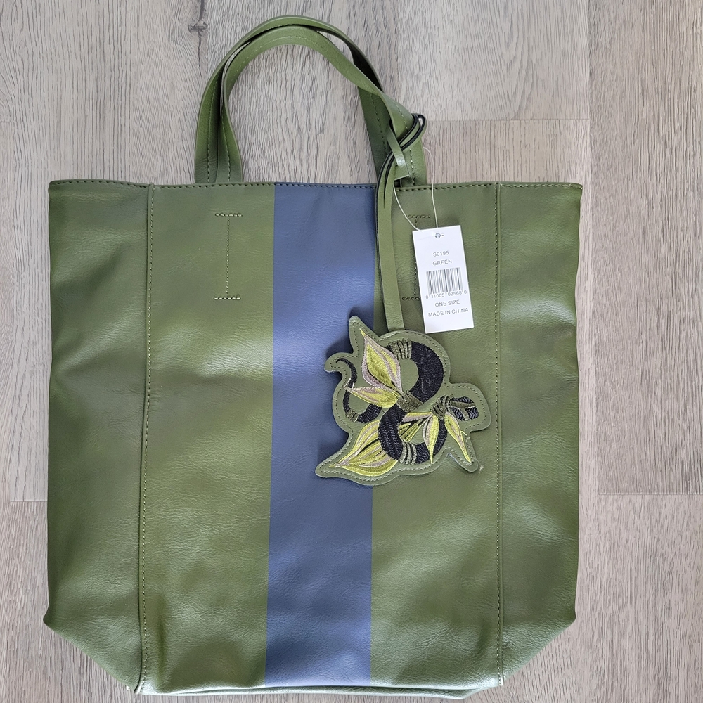 NWT Saks Fifth Avenue Olive Green Blue Charm Beach Vacation Large Tote Bag